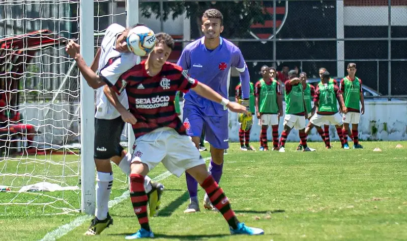 Flamengo E Vasco Termina Em Pancadaria No Carioca Sub Mengo Mania