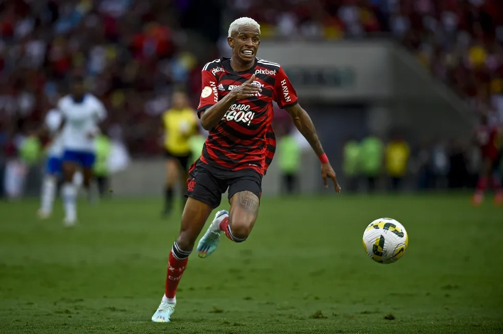 André Luiz foi emprestado ao Estrela Amadora de Portugal para ganhar mais experiência, e tem a esperança que será aproveitado pelo Flamengo em 2024