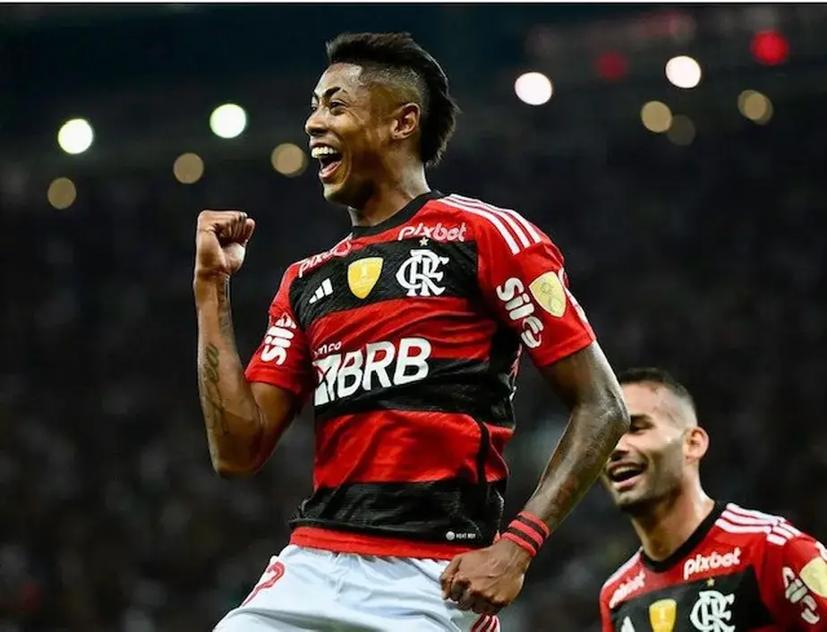 Bruno Henrique é um dos principais jogadores do Flamengo, desempenhando papel decisivo nas finais disputadas desde sua chegada ao clube