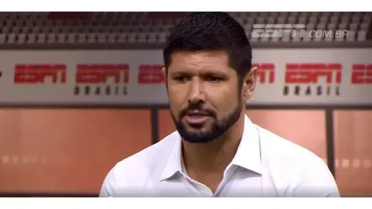 Ex-jogador do Flamengo, Fábio Luciano, e atualmente comentarista da ESPN