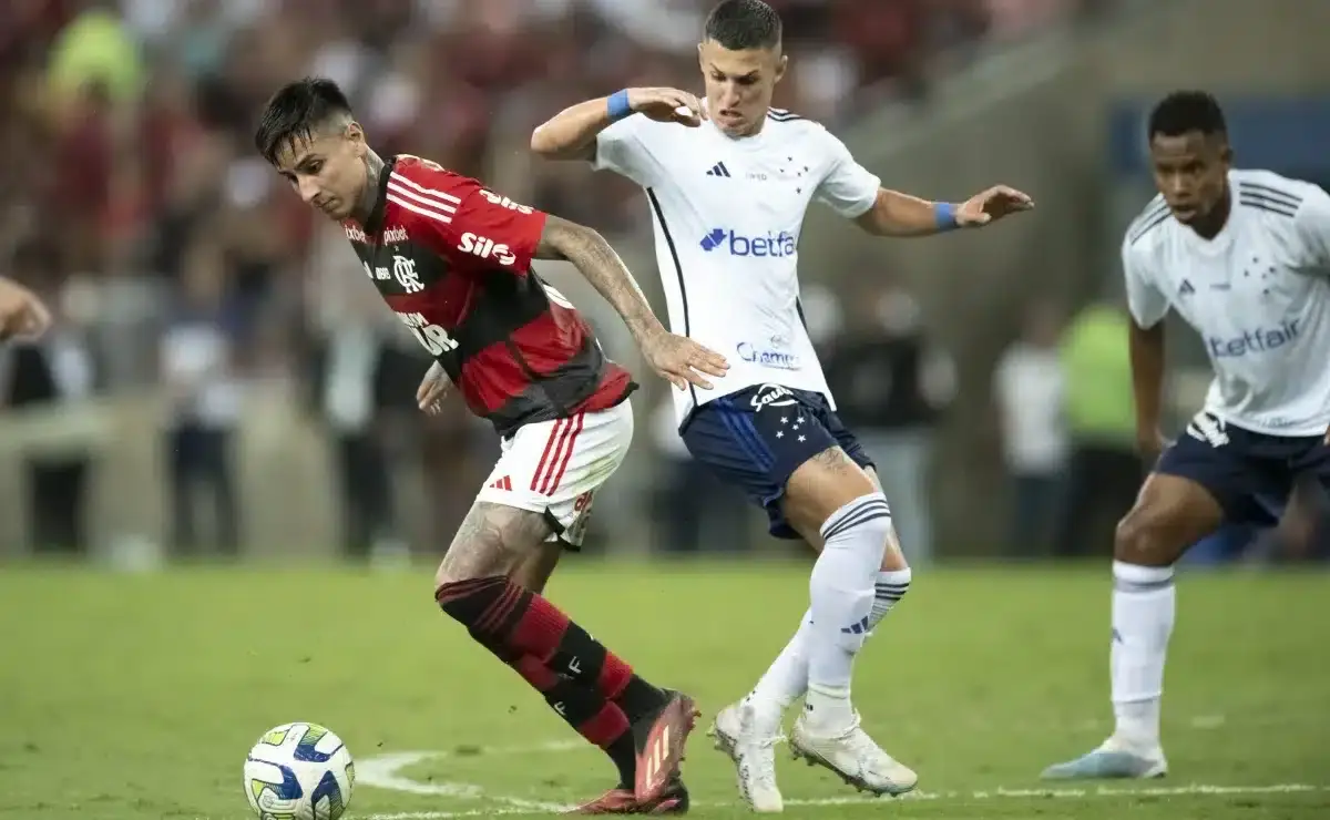 Flamengo e Cruzeiro ficaram no 1 a 1 na partida realizada no Maracanã, no primeiro turno