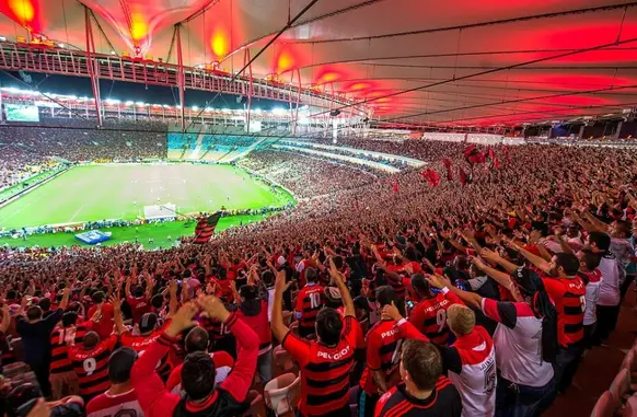 Flamengo exige jogar no Maracanã às vésperas da final da Libertadores, que será realizada no estádio (Foto: Reprodução)