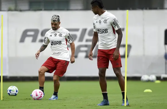 Flamengo se prepara para encarar o Santos (Foto: Marcelo Cortes/Flamengo)