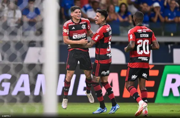 O jogador chileno tem tido boas atuações desde a Era Sampaoli (Foto: Reprodução)