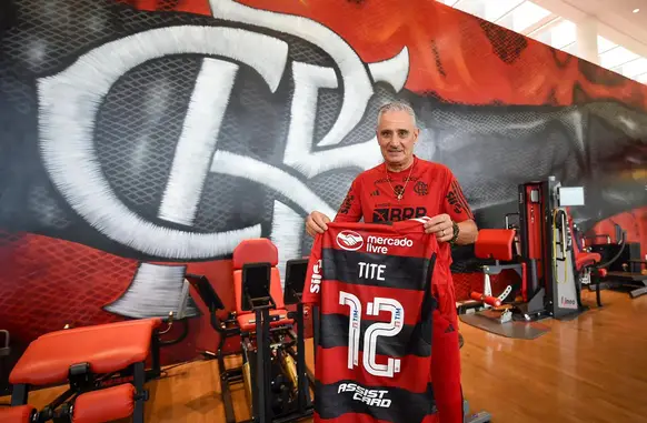 Tite será peça fundamental para a renovação do elenco do Flamengo (Foto: Gilvan de Souza)
