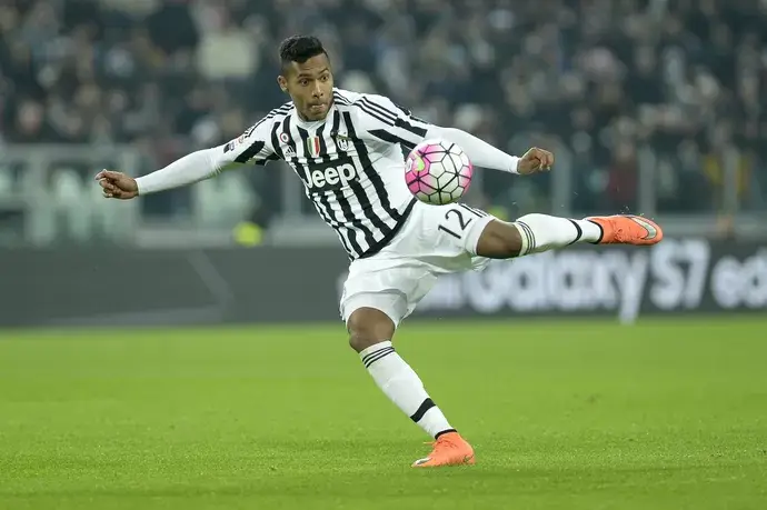 Alex Sandro é um dos principais nomes do Juventus
