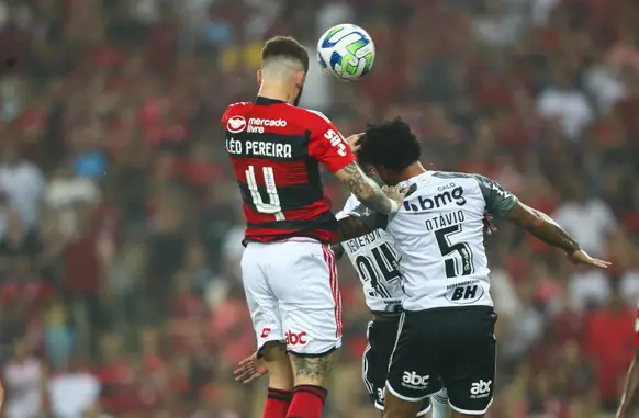 Flamengo perde mais uma decisão em 2023 e despede da temporada de forma melancólica (Foto: Reprodução)