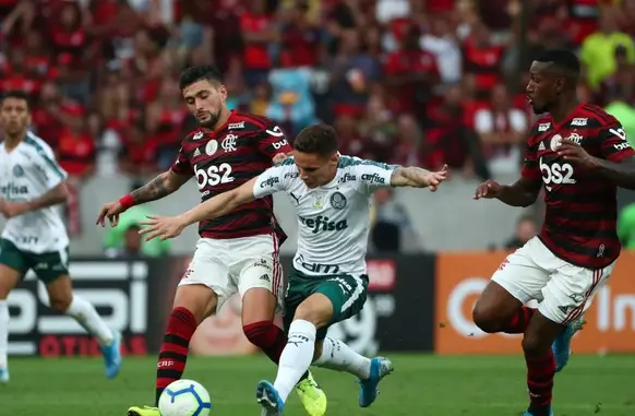 Flamengo x Palmeiras, no Maracanã (Foto: Reprodução/ Twitter)