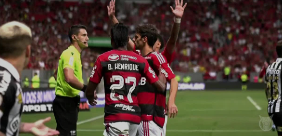 Gerson e Bruno Henrique podem ficar fora das últimas 5 rodadas do Flamengo (Foto: Reprodução)