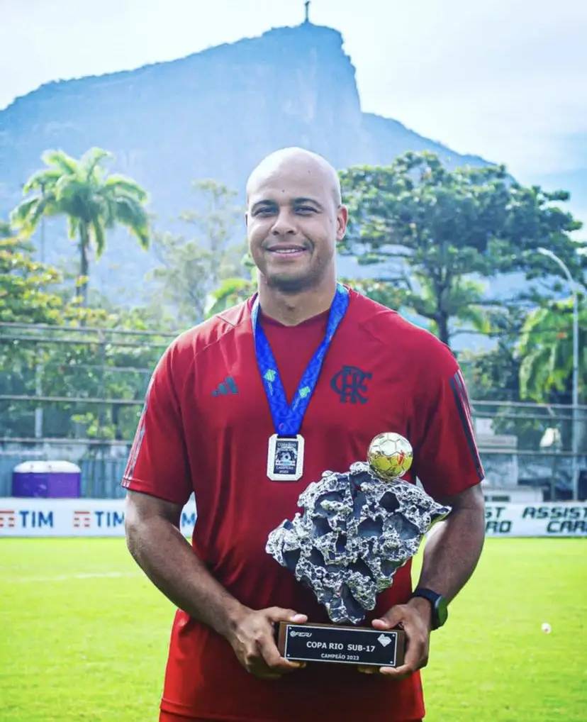 Leonardo Ramos chegou ao Flamengo em meados de 2019, e antes estava trabalhando no rival Fluminense