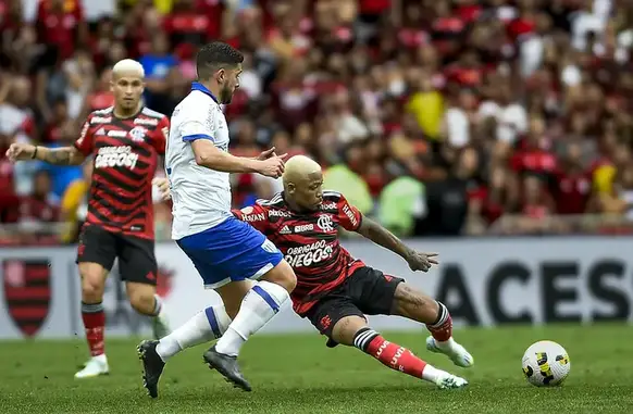 o Avaí venceu o Flamengo por 2x1 em pleno Maracanã em jogo de despedida de Diego Alves e Diego Ribas (Foto: Reprodução)