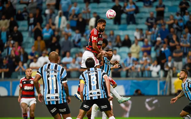 Pablo entra na mira do Grêmio e pode deixar o Flamengo