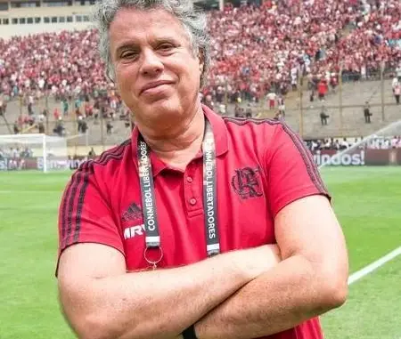 Vice-presidente de comunicação do Flamengo, Gustavo Oliveira explica o motivo de ter recusado oferta dos Emirados Árabes por direito de imagem do clube (Foto: Reprodução)