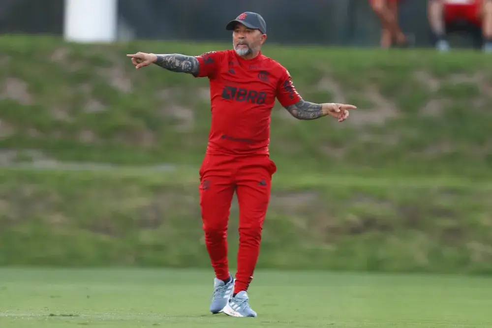 Sampaoli em treino do Flamengo