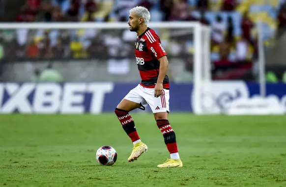 Arrascaeta se mostra confiante para o segundo jogo da final da Copa do Brasil (Foto: Marcelo Cortes / Flamengo)