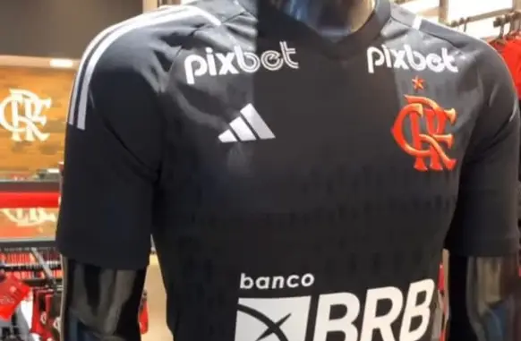 Camisa três do Flamengo para a temporada 2023/24 (Foto: Reprodução)