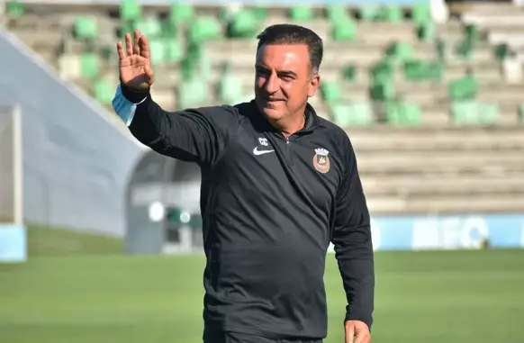 Carlos Carvalhal (Foto: Reprodução/Twitter)