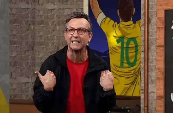 Craque Neto no seu programa “Os donos da bola” (Foto: Reprodução/BAND)