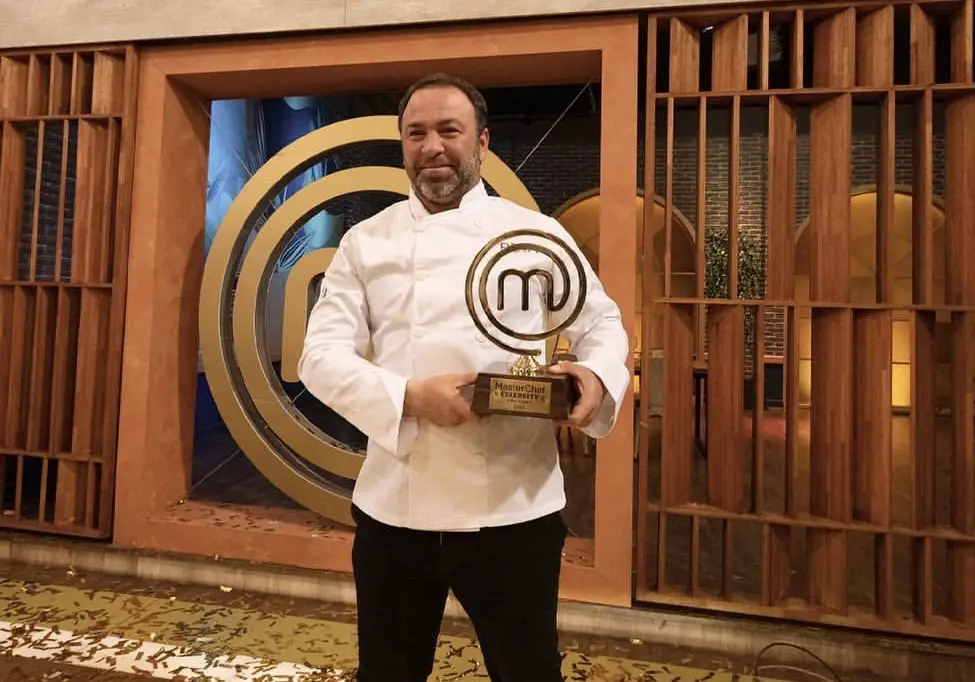 Ex meia do Flamengo, Horacio Peralta, campeão do Masterchef Celebridades