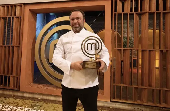 Ex meia do Flamengo, Horacio Peralta, campeão do Masterchef Celebridades (Foto: Reprodução/Instagram)