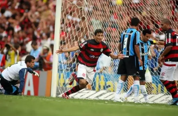 Flamengo contra Grêmio em 2009 (Foto: Divulgação/Flamengo)