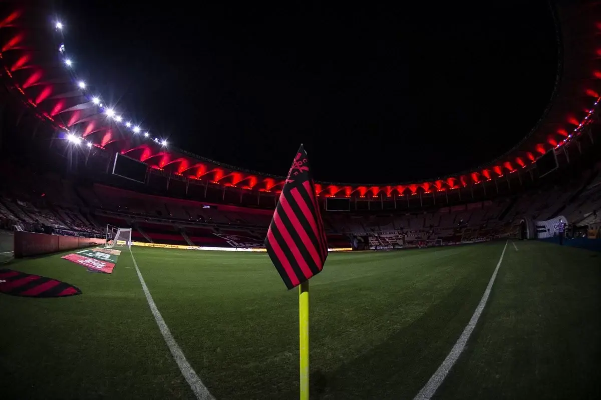 Flamengo e Maracanã possuem um elo muito forte que resulta numa torcida com uma forte identificação com o estádio