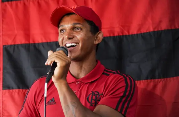 Isaquias Queiroz, canoísta representante do Brasil e do Flamengo em Paris 2024 (Foto: Flamengo/ Divulgação)