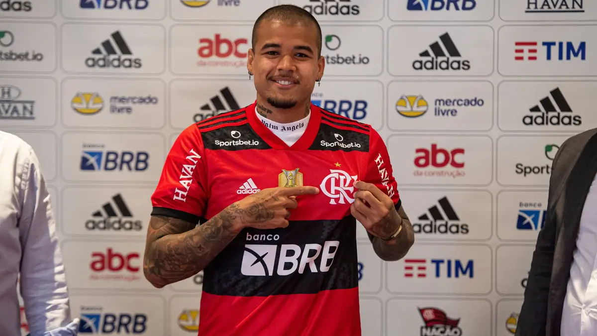 Kenedy, ex jogador do Flamengo