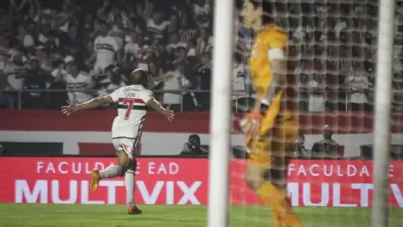 Lucas Moura comemora gol sobre Corinthians (Foto: Vnicius Nunes/Agencia F8/Gazeta Press)