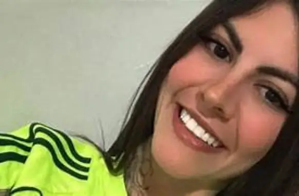 Torcedora do Palmeiras que morreu após ser atingida por uma garrafa jogada pelo torcedor flamenguista (Foto: Jovem pan)