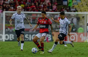 Volante João Gomes foi eleito o melhor em campo na vitória sobre o Corinthians (Foto: Alexandre Vidal/Flamengo)