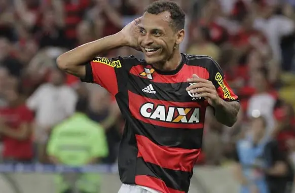 Alan Patrick em campo pelo Flamengo (Foto: Gilvan de Souza / Flamengo)