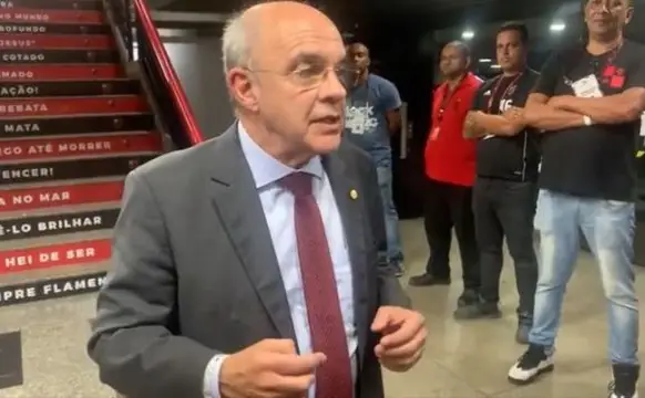 Bandeira faz oposição a Rodolfo Landim, mas não deseja voltar à presidência do Flamengo (Foto: Rodrigo Lima/ Coluna do Fla)