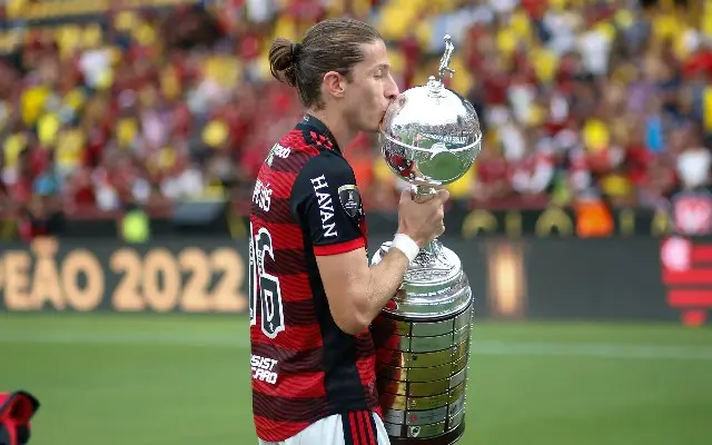 Filipe Luís chegou ao Flamengo em 2019, ano mágico, após um longo período jogando no velho Continente