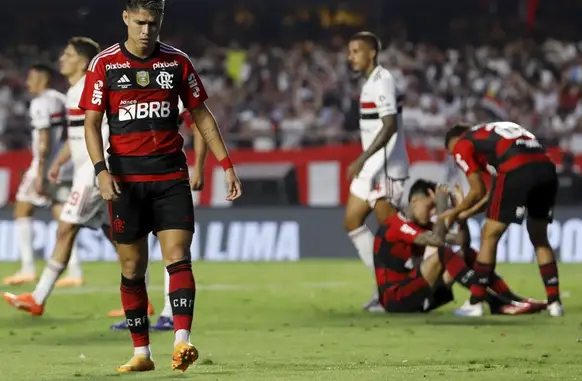 Flamengo marcou apenas um nos últimos quatro jogos (Foto: O GLOBO)