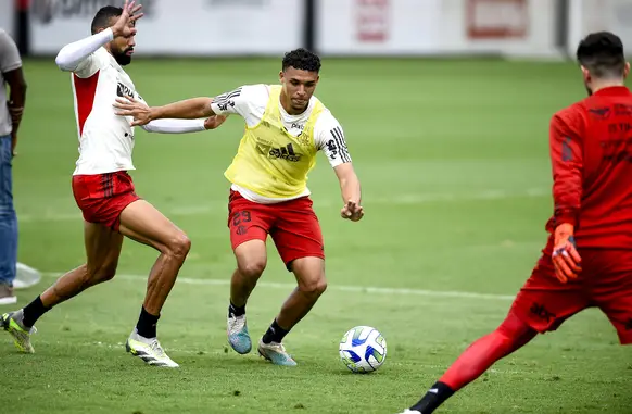 Flamengo se reapresenta com foco na partida diante do Athletico-PR (Foto: Marcelo Cortes/ Flamengo)