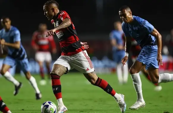 Flamengo volta a perder no Campeonato Brasileiro após um bom começo de segundo turno (Foto: Reprodução/ Instagram)