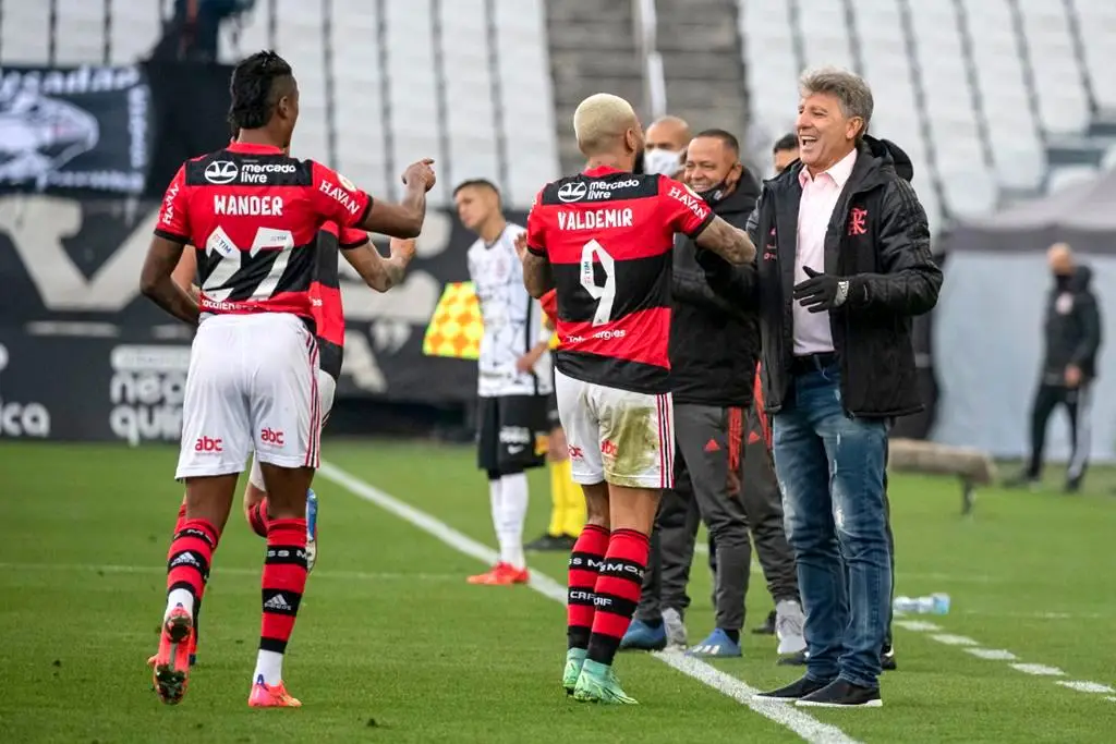 Gabigol e Renato Gaúcho trabalharam juntos em 2021