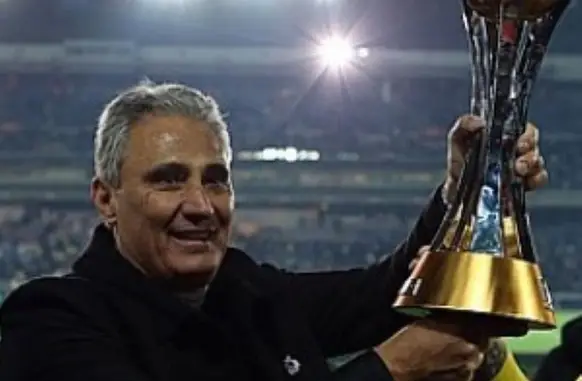 Tite teve, dentre tantas conquistas importantes na carreia, a conquista do mundial de 2012 com o Corinthians como a maior de todas (Foto: Meu Timão)