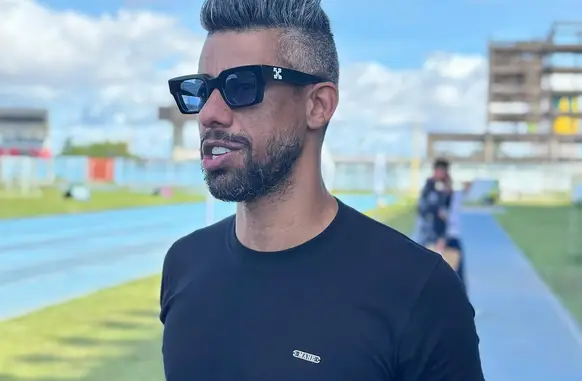 Léo Moura, ex-jogador do Flamengo (Foto: Instagram @leomoura23)