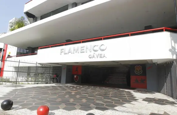 Eleição na sede do Flamengo, na Gávea, terá três candidatos a presidente do clube (Foto: Reginaldo Pimenta / Agência O Dia)