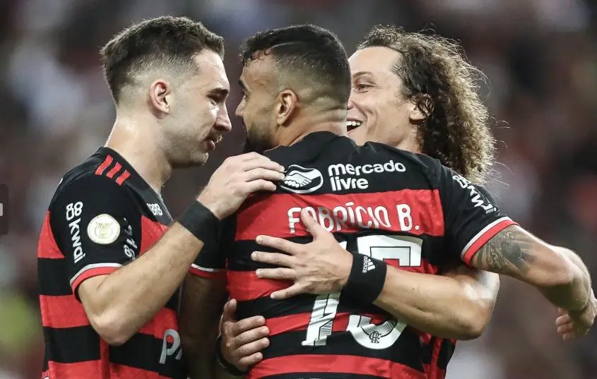 Léo Ortiz, David Luiz e Fabrício Bruno