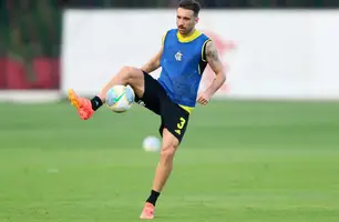 Léo Ortiz em treino do Flamengo (Foto: Gilvan de Souza / CRF)