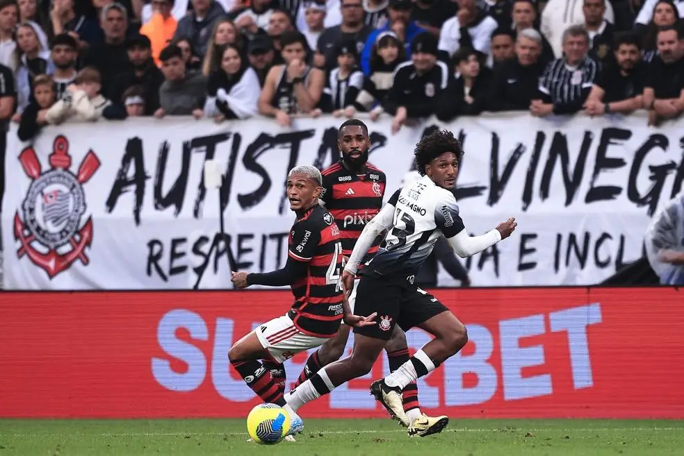 Wesley durante o jogo entre Corinthias e Flamengo