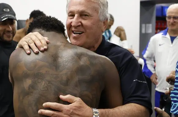 Zico e Vini Jr (Foto: Rafael Ribeiro / CBF)