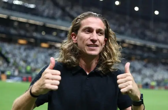 Filipe Luís comemorou primeiro título pelo Flamengo como técnico (Foto: Gilvan de Souza / CRF)