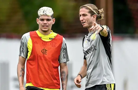 Filipe Luis e Ayrton lucas (Foto: Divulgação/ Flamengo)