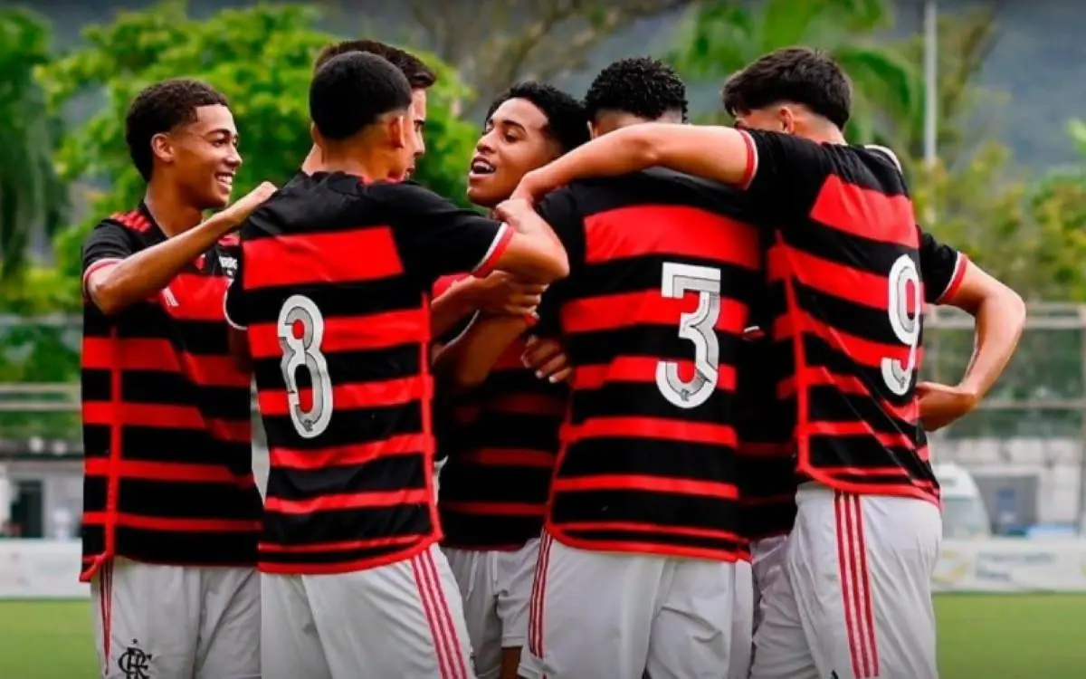 Flamengo venceu o Vasco na Gávea e conquistou o Campeonato Carioca Sub-17