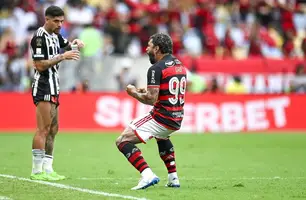 Gabigol comemora o seu primeiro gol em Flamengo x Atlético-MG (Foto: Marcelo Cortes / CRF)