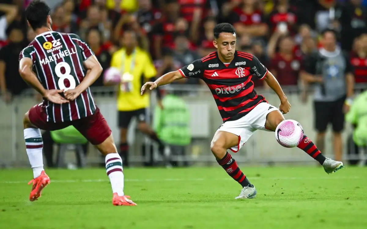 O tricolor venceu a partida contra a equipe Rubro-Negra por 2 a 0.